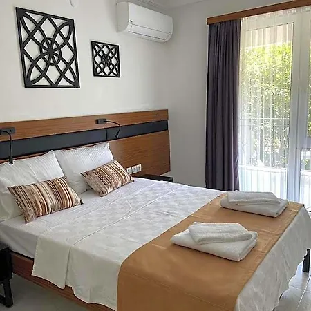 Hanli Marmaris